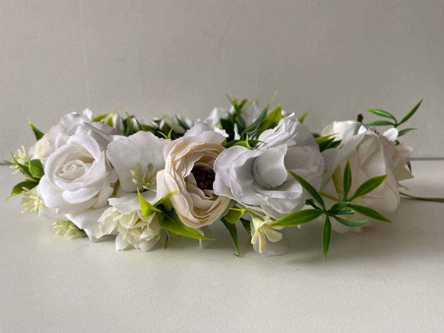 Ziedu vainadziņš balts, vidējs apjoms