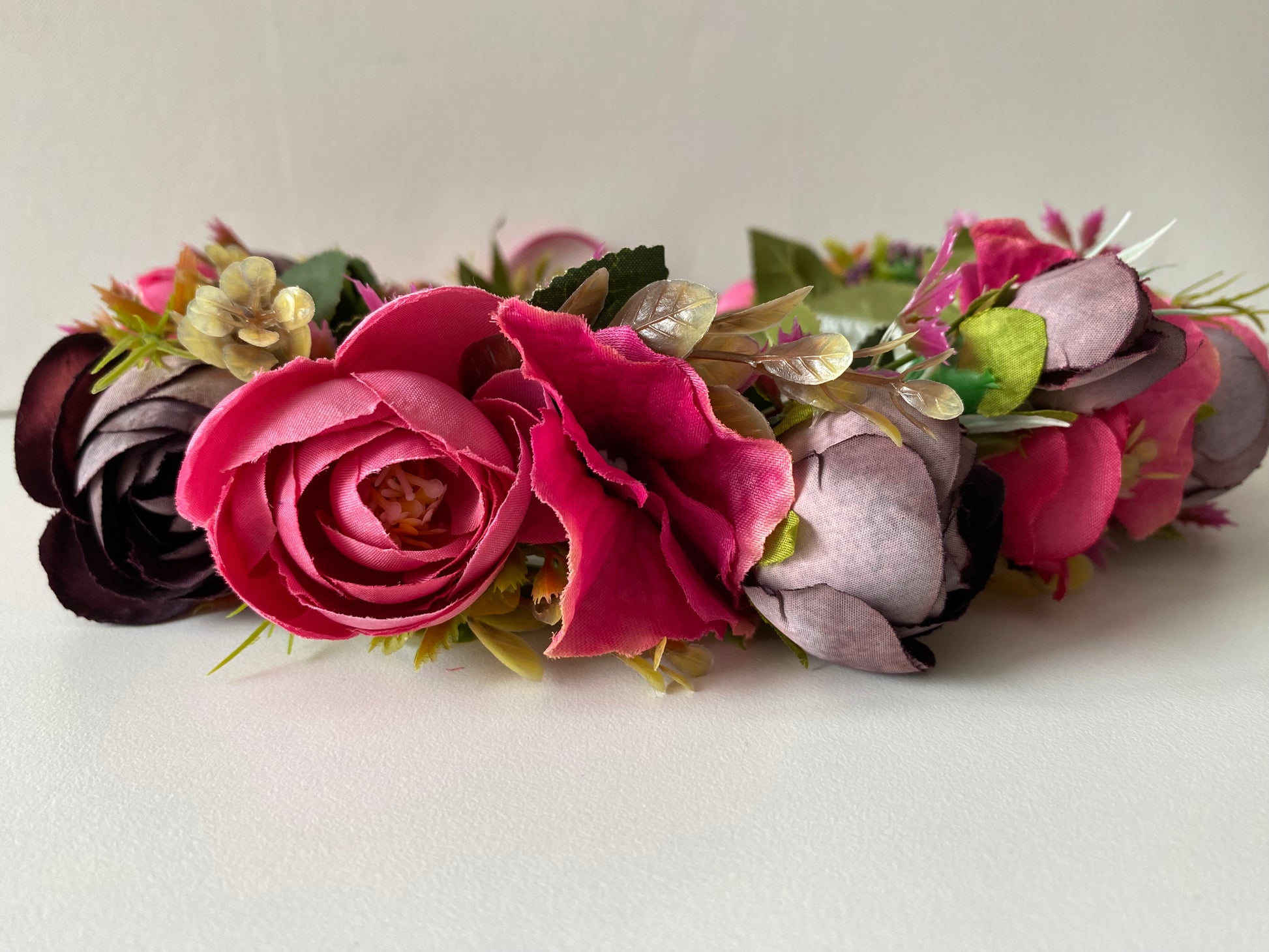 Ziedu vainadziņš rozā toņos, vidējs apjoms