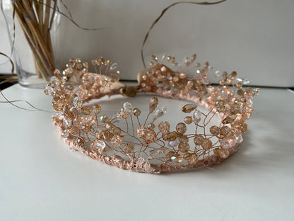 Stikla pērļu kronis bēšs/caurspīdīgs