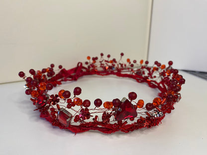 Stikla pērļu kronis, sarkans