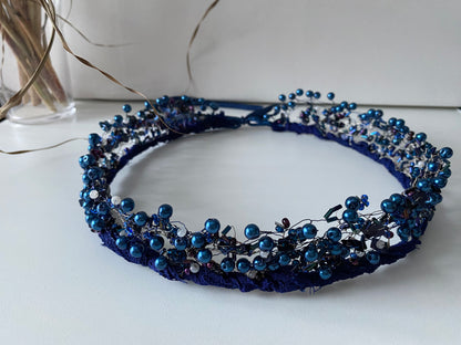 Pērļu kronis tumši zils